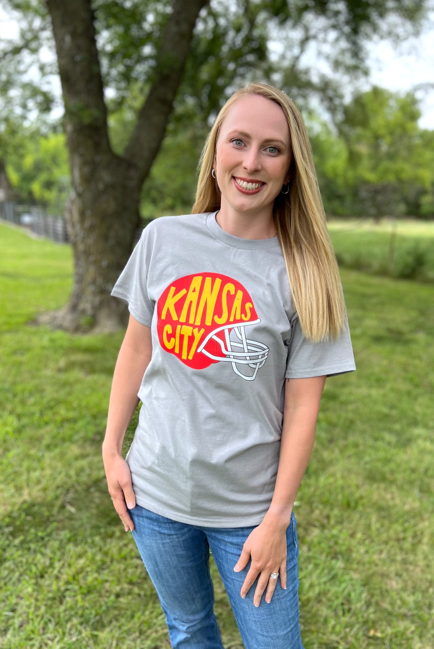 *Whoa Nellie* Chiefs Helment Tee