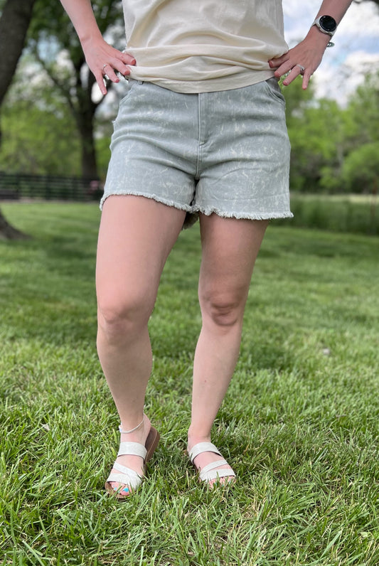 *Mystree* Lizzy Blue Washed Short