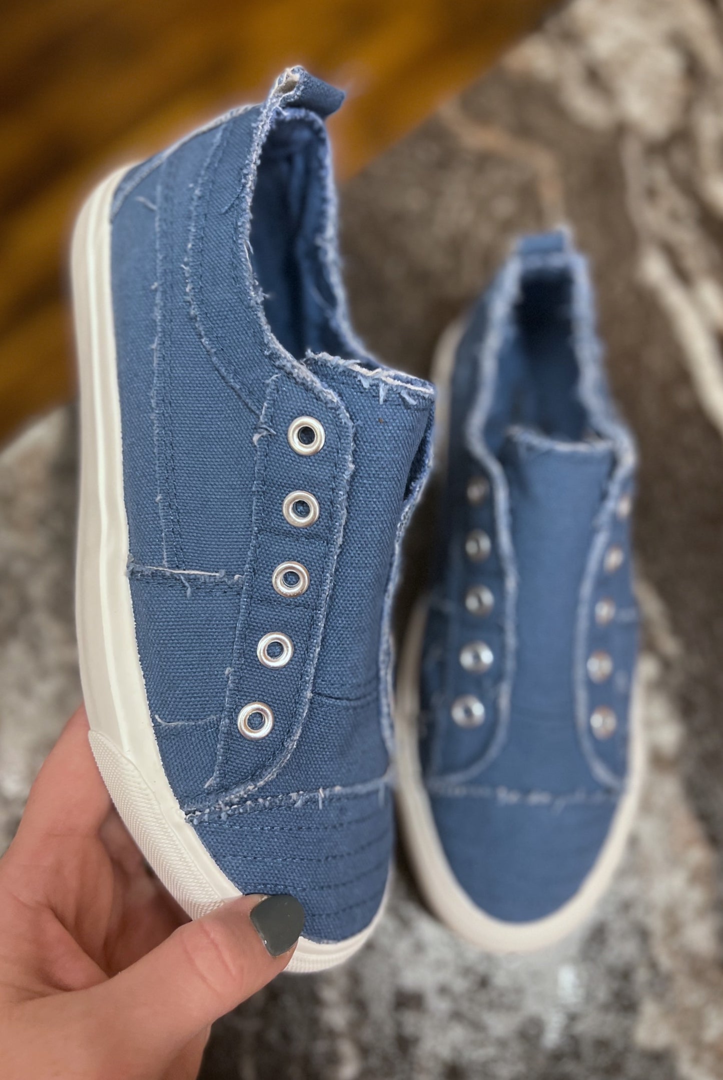 *Corkys* Babalu - Atlantic Blue